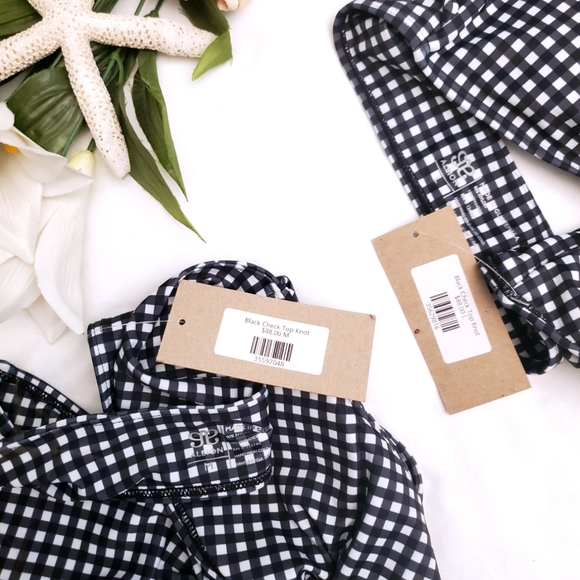 *NWT Albion Fit Bikini - Black Check Knot Top* - Picture 7 of 8